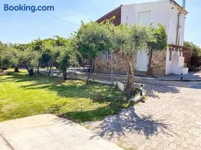 Oliviera - House in Nature - Image 2