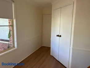 Private Rm8in Elderslie - Image 2