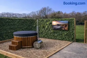 The Yurt Den - Image 5
