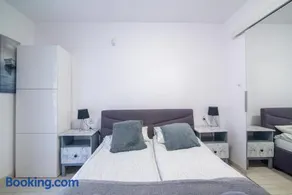 Studio I Pokoje I Pokoje z łazienkami - Image 5
