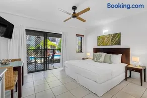 Coastal Vibes Studio Blue Lagoon Resort - Image 2