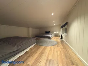 Modern cabin with a panoramic view of the Oslo Fjord - Image 3