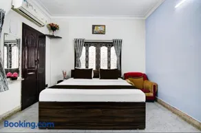 Smriti Stay GD Park - Image 3