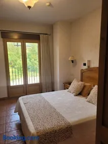 hostal Decerca Prádena - Image 4