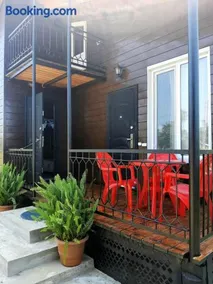 Lakeside cottage - Image 2