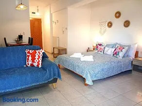 Kyma studio Modern Stay - Image 2