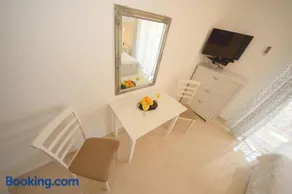 Apartments Cale - Image 2