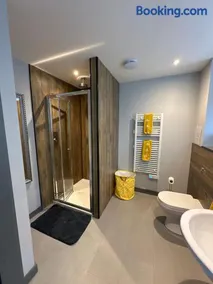 Riverside Apartments - Image 4