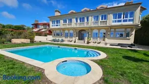 Ocean Cliff Suite - Image 3