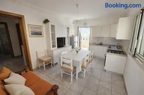 Beach House 50m dal mare, 2 Camere, 2 Bagni, Aria Condizionata - Image 2