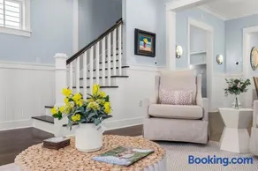 WaterColor luxury retreat with resort pools, private beach, FREE bikes - Image 3
