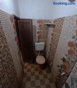 Tiny Hub, Smart & Comfy Rooms - Image 3