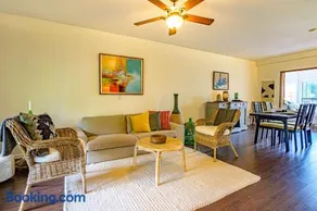 Charming Heritage Home with Mountain and City Views - Image 3