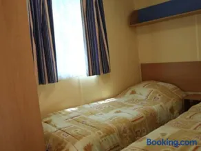 Mobil home avec piscine - Image 4