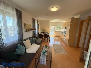 McHome Self Check-In Loftartiges und großes Apartment mitten im Grünen mit Balkon DG06 in Dobl bei Graz - Image 3