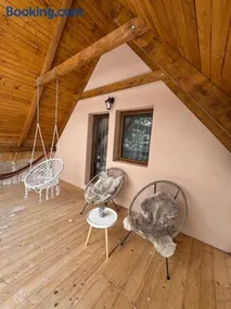 Woodland house - Image 3