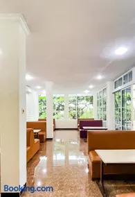 Nooris Inn Guest House - Image 1