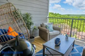 Heart of Branson Mins to SDC Arcade Pools King beds - Image 3