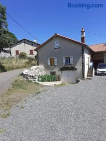 Maison accueillante à Landos, 55 m², cheminée - Image 1