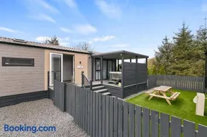 Arranview Lochside Pods & Lodges all with private Hot-tubs - Image 5