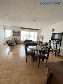 Agradable casa vacacional cerca al centro de Anapoima - Image 3