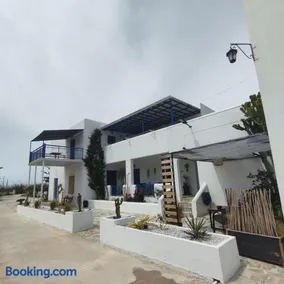 Antonia - Image 1
