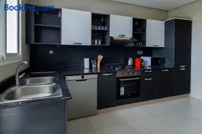 Beautifully Designed 3BR Apartment+ Panoramic View - Image 5