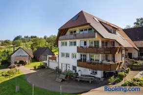 Budererhof - Image 1