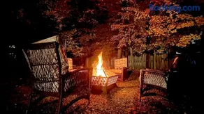 Banner Avenue - Image 1