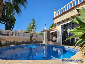 Villa Las Adelfas (escapada ideal en Costa Blanca) - Image 1