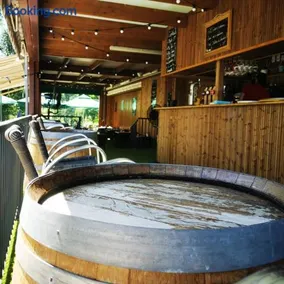Les Chalets Guinguette - Image 1