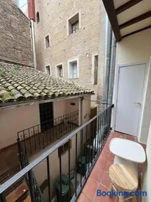Casa Urriés histórico y parking - Image 2