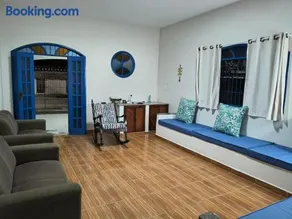 Casa de Vó em Piúma, Quintal, Varanda e 3 Quartos - Image 3