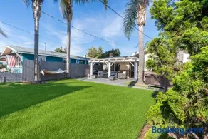 Oceanside Rocks Family Vacation Home - Image 4