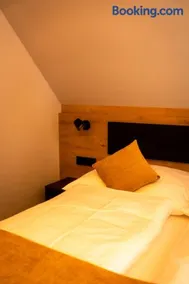 Adler Apartments  - Image 2