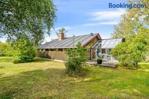 Authentic And Cosy Holiday Home With Enclosed Garden, Covered Terrace And Annex Just A Few Minutes Walk From The Beach And Close To Forest And - Image 3