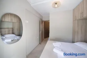 Bianco Stylish Maisonette - Image 1
