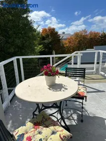 Island Studio Apartment - Image 4