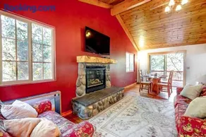 Sky High Cabin - Image 5