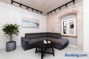 Apartment Nezi - Image 4