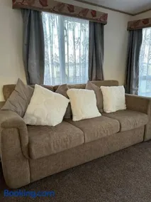2 Bedroom caravan - Image 2