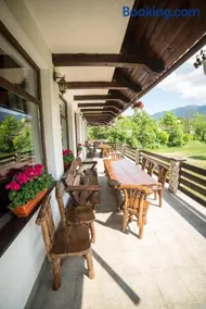 Bran Chalet - Image 3
