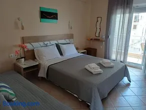La MER Rooms Peraia - Image 2