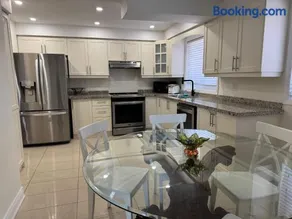 Family & Friendly Spacious Place Available - Image 3