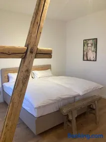 Wohlfühl-Insel in der Altstadt mit WLAN, Balkon, voll ausgestatteter Küche & Supermarkt fussläufig in nur 3 min - Image 1