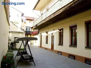 Pensiunea Casa Helis - Image 1