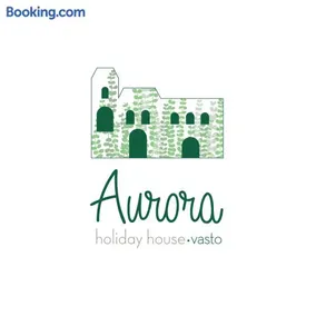 Aurora Holiday House - Image 2