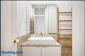 Private Suite at Baixa Lisboa 2 - Image 1