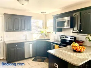Gardner 5 bedroom and 3 baths Family friendly and long term stay - Image 4