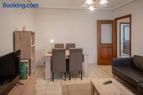 Merveilleuse maison de vacances avec terrasse et internet haut débit | Vue ville | Avec animaux admis - Image 4